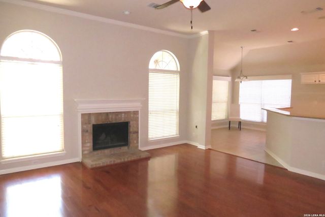 14 GROGANS MILL DR, San Antonio, TX 78248