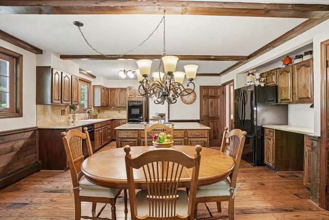 39 School Street, Hopkinton, MA 01748