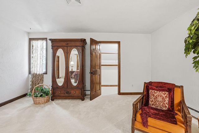 39 School Street, Hopkinton, MA 01748