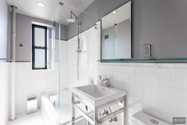 90 Park Ter E Apt 5H, New York City, NY 10034