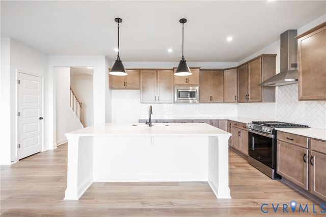 18732 Palisades Cove Trl, Moseley, VA 23120