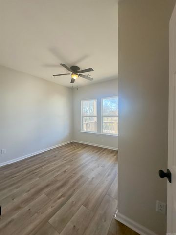 121 S First Street, Benton, AR 72015