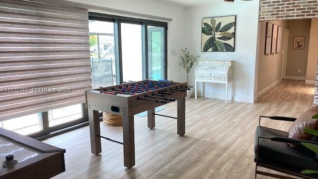 6020 SW 17th Ct, Plantation, FL 33317