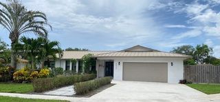6020 SW 17th Ct, Plantation, FL 33317