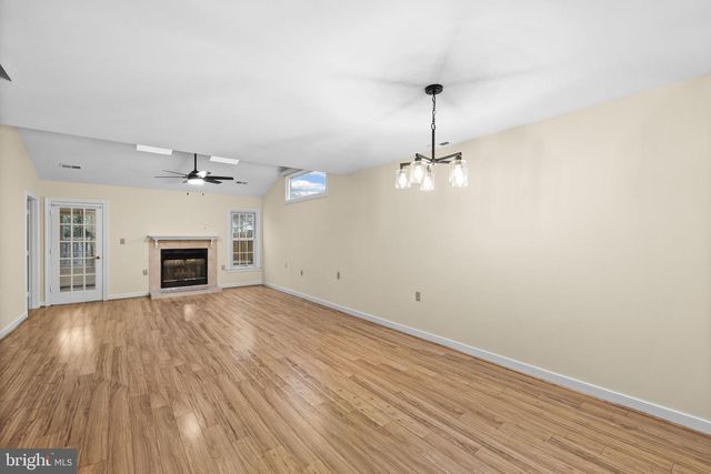 11550 SAVANNAH DR, Fredericksburg, VA 22407