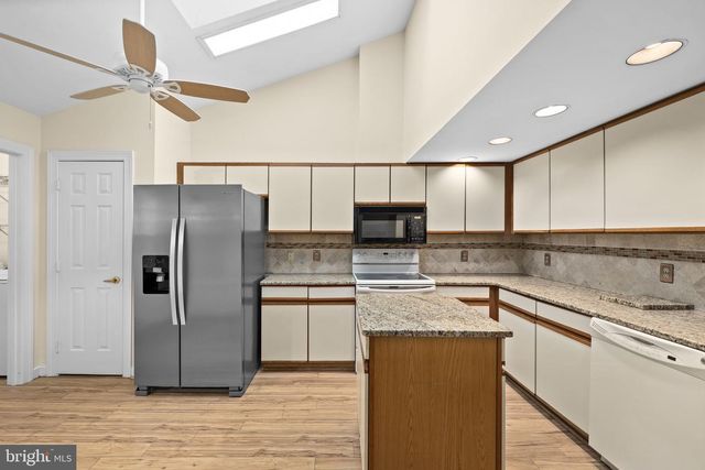 11550 SAVANNAH DR, Fredericksburg, VA 22407