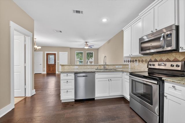308 Lily Lane, Lewisville, TX 75057