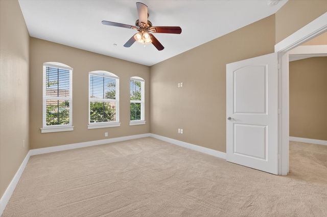 308 Lily Lane, Lewisville, TX 75057