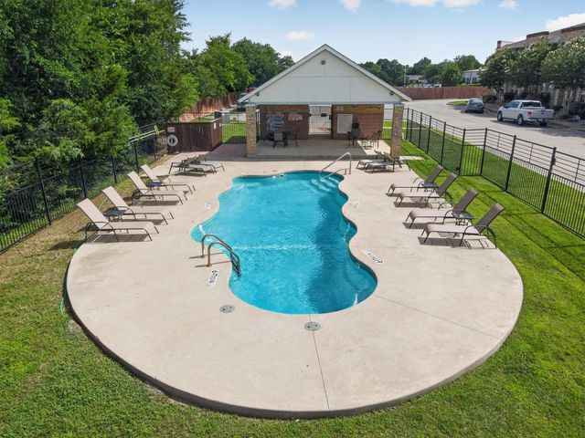 308 Lily Lane, Lewisville, TX 75057