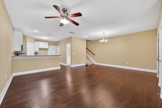 308 Lily Lane, Lewisville, TX 75057
