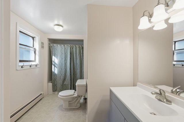 221 Pierce Rd, West Brookfield, MA 01585