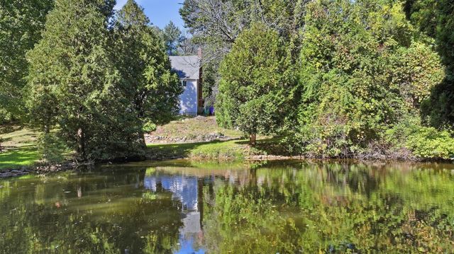 221 Pierce Rd, West Brookfield, MA 01585