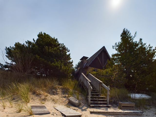 14619 N Cathead Bay Drive, Leelanau Twp, MI 49670