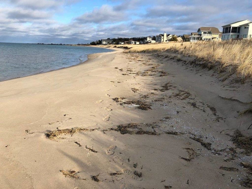 14619 N Cathead Bay Drive, Leelanau Twp, MI 49670