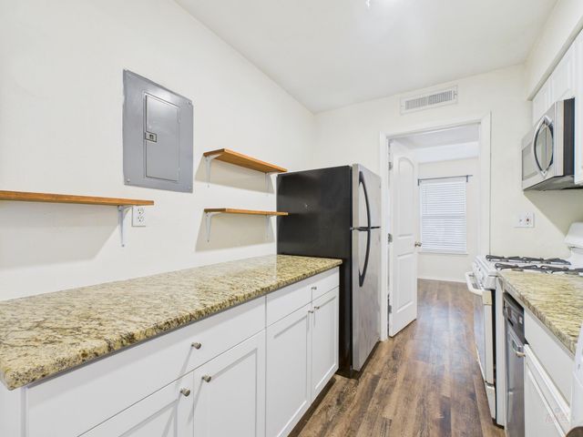 1106 22nd ST 5, Austin, TX 78705