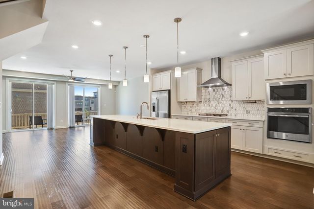 22262 PHILANTHROPIC DR, Ashburn, VA 20148