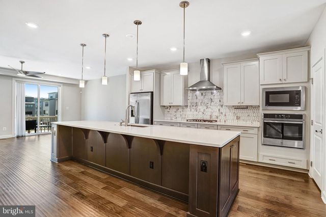 22262 PHILANTHROPIC DR, Ashburn, VA 20148