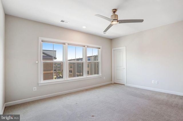 22262 PHILANTHROPIC DR, Ashburn, VA 20148
