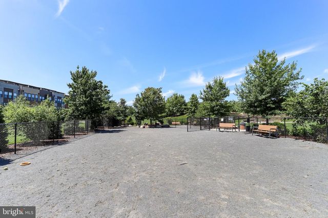 22262 PHILANTHROPIC DR, Ashburn, VA 20148