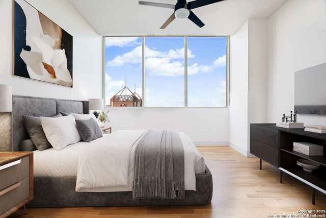 610 E Market St Unit 3304, San Antonio, TX 78205