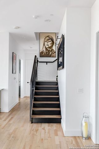 610 E Market St Unit 3304, San Antonio, TX 78205