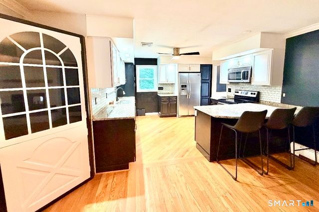 447 Lovely Street, Avon, CT 06001