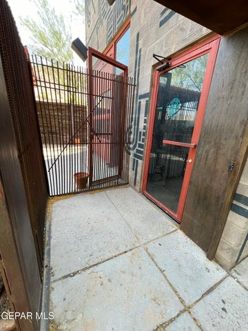 4935 N Mesa Street, El Paso, TX 79911