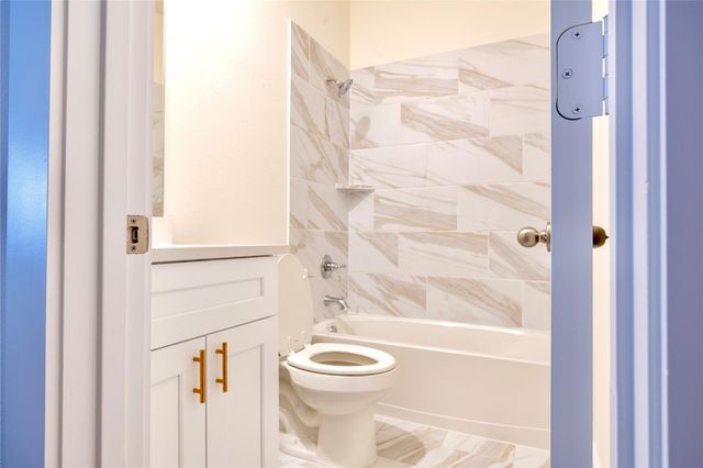 13218 Hayden Peak, Iowa Colony, TX 77583