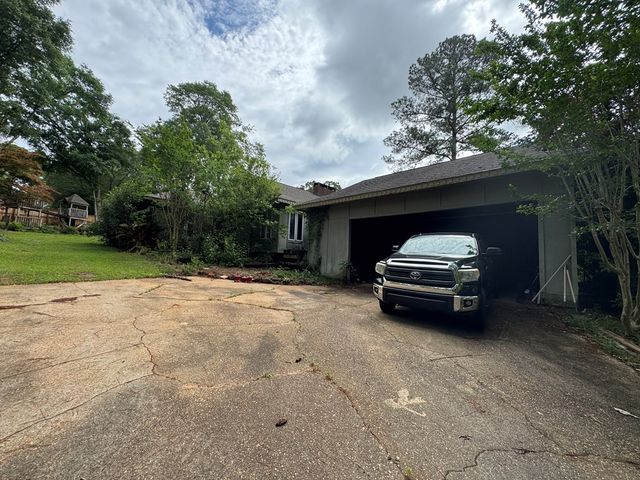 3106 Brookside Drive, Dothan, AL 36303