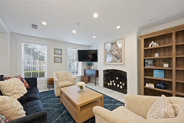 512 Tattnall Street, Savannah, GA 31401