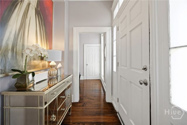 512 Tattnall Street, Savannah, GA 31401