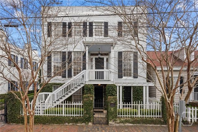 512 Tattnall Street, Savannah, GA 31401