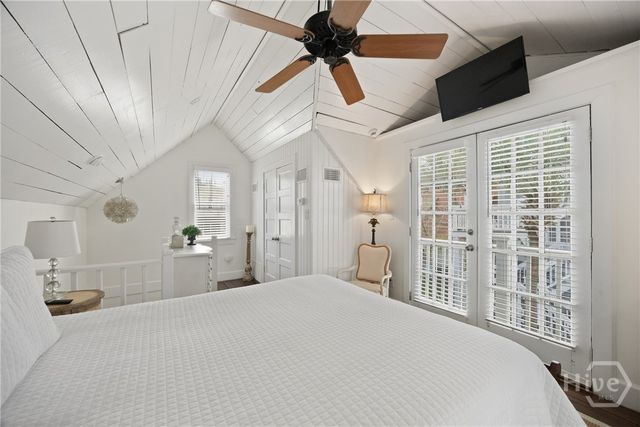 512 Tattnall Street, Savannah, GA 31401