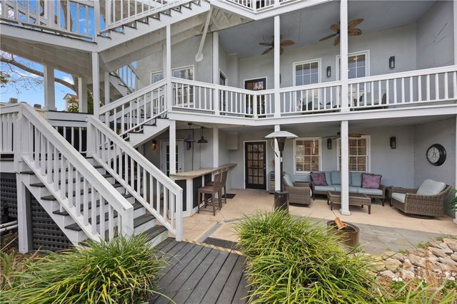 512 Tattnall Street, Savannah, GA 31401