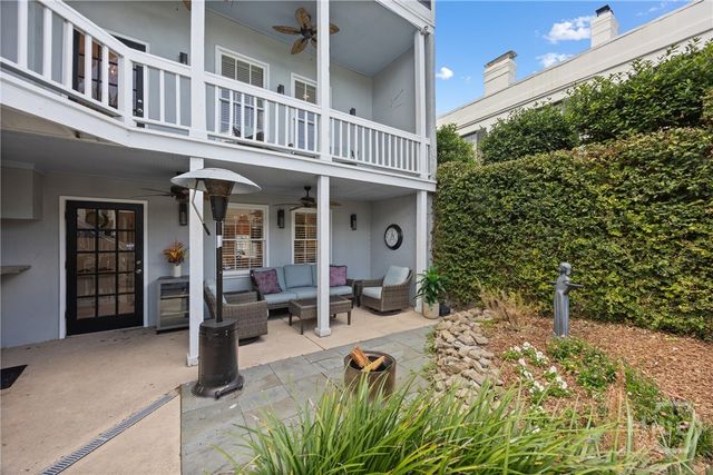 512 Tattnall Street, Savannah, GA 31401