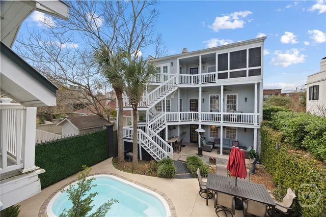 512 Tattnall Street, Savannah, GA 31401