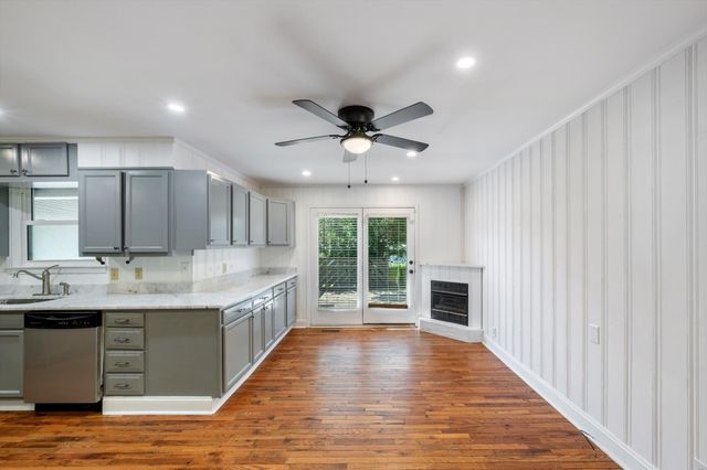 6628 Cabot Dr, Nashville, TN 37209