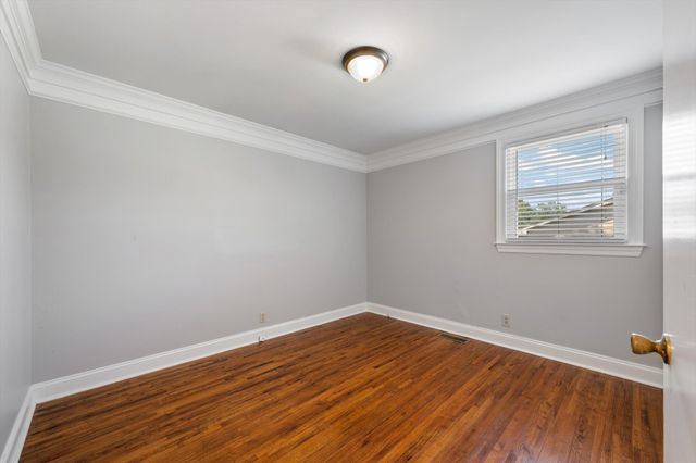 6628 Cabot Dr, Nashville, TN 37209
