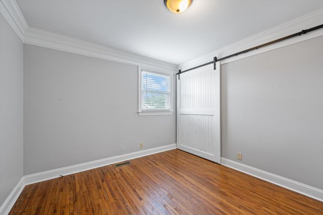 6628 Cabot Dr, Nashville, TN 37209