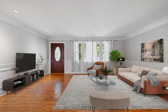 6628 Cabot Dr, Nashville, TN 37209