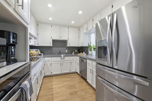 656 Cedar Street 3, San Carlos, CA 94070