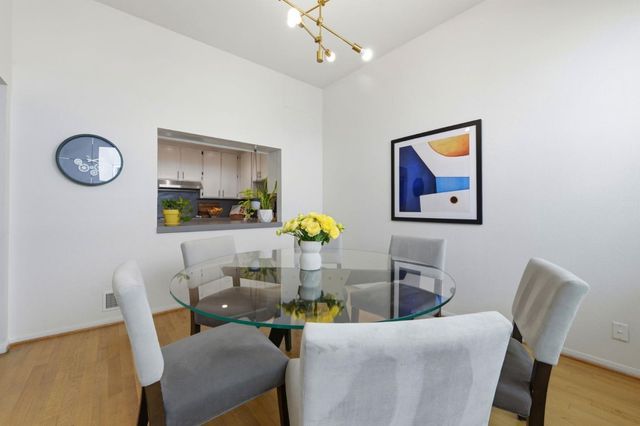 656 Cedar Street 3, San Carlos, CA 94070