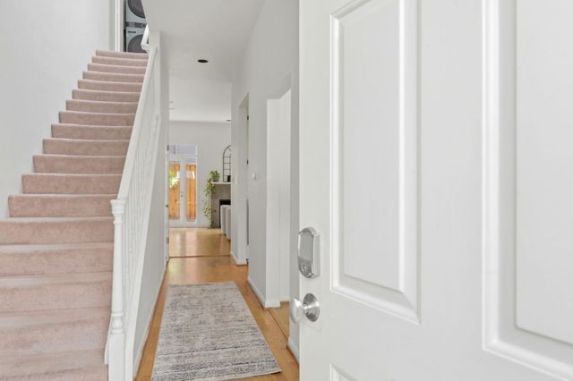 656 Cedar Street 3, San Carlos, CA 94070