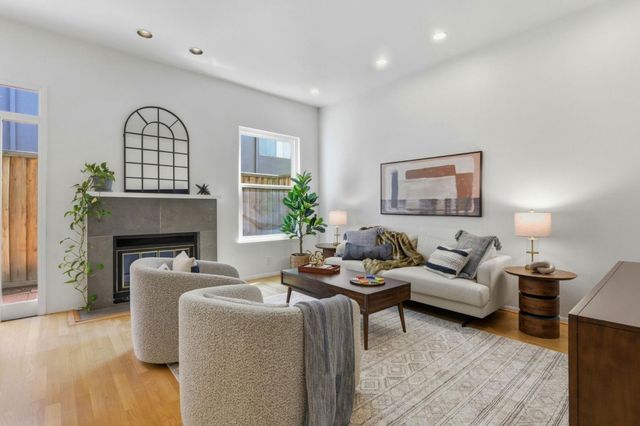 656 Cedar Street 3, San Carlos, CA 94070
