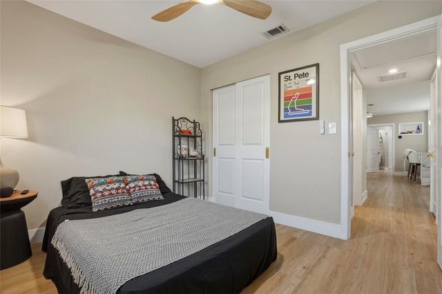 411 42ND AVENUE NE, St Petersburg, FL 33703