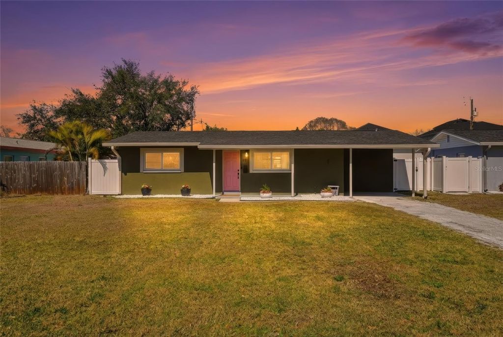 411 42ND AVENUE NE, St Petersburg, FL 33703