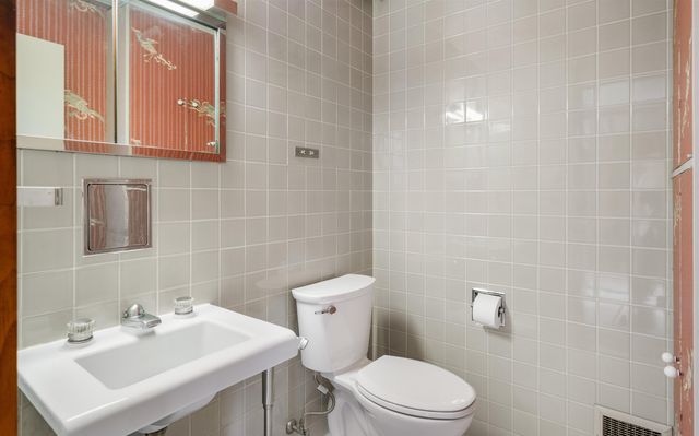 150 WARING RD, Memphis, TN 38117