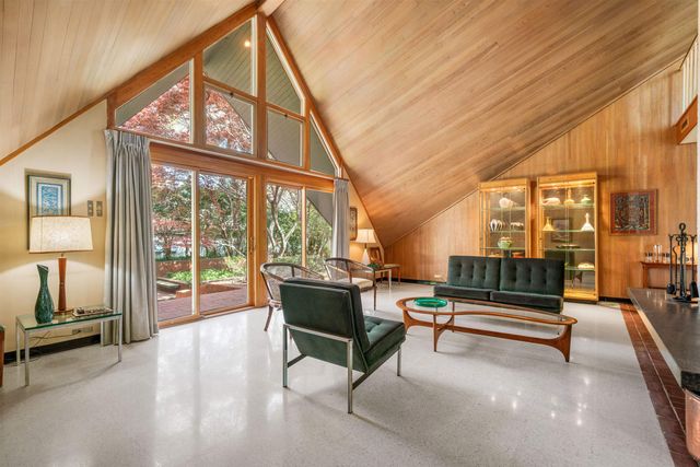 150 WARING RD, Memphis, TN 38117