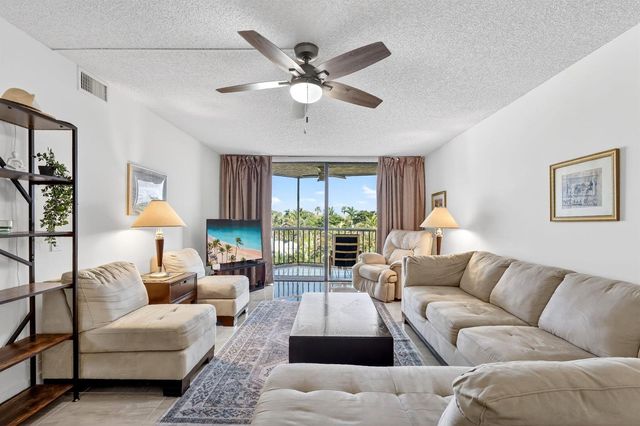 890 N Federal Highway 403, Lantana, FL 33462