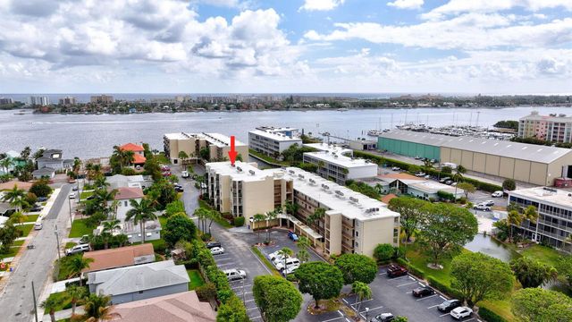 890 N Federal Highway 403, Lantana, FL 33462